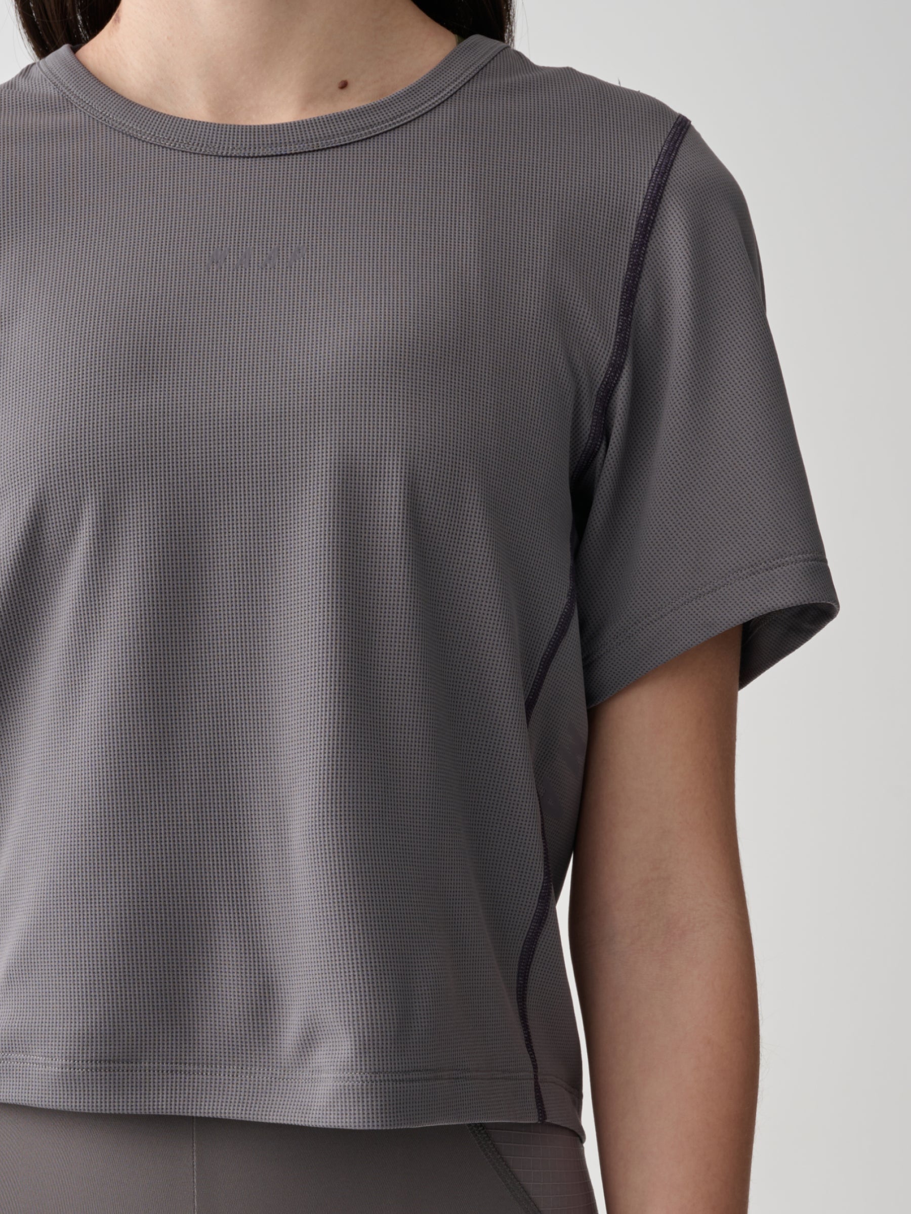 Women's Alt_Road™ Cropped Tee